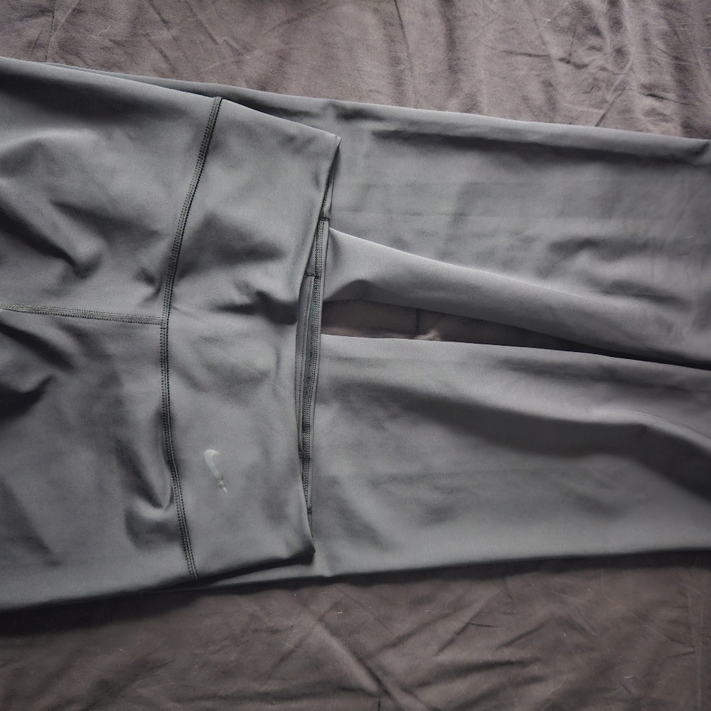 Nike Dri Fit flare leggings